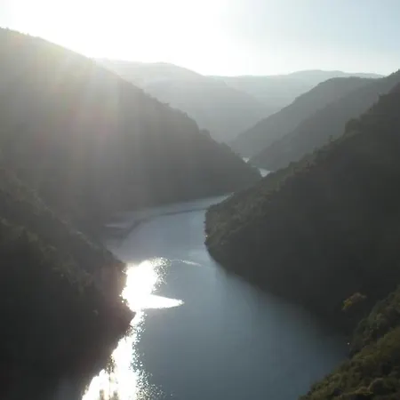 Отель Cima Da Vila